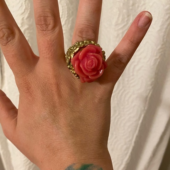 Gold and Pink rose ring - Picture 2 of 4